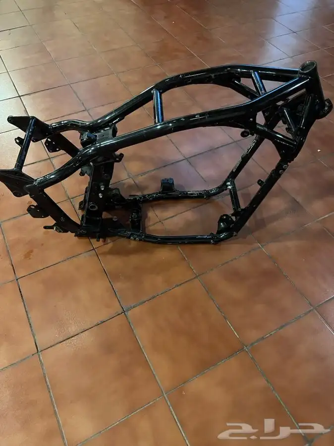 للبيع مكينة وقطع دباب بوليفارد m109 مقاس 1800 وتوظيب مكاين 59
