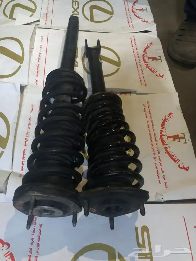 قطع غيار لكزس 10