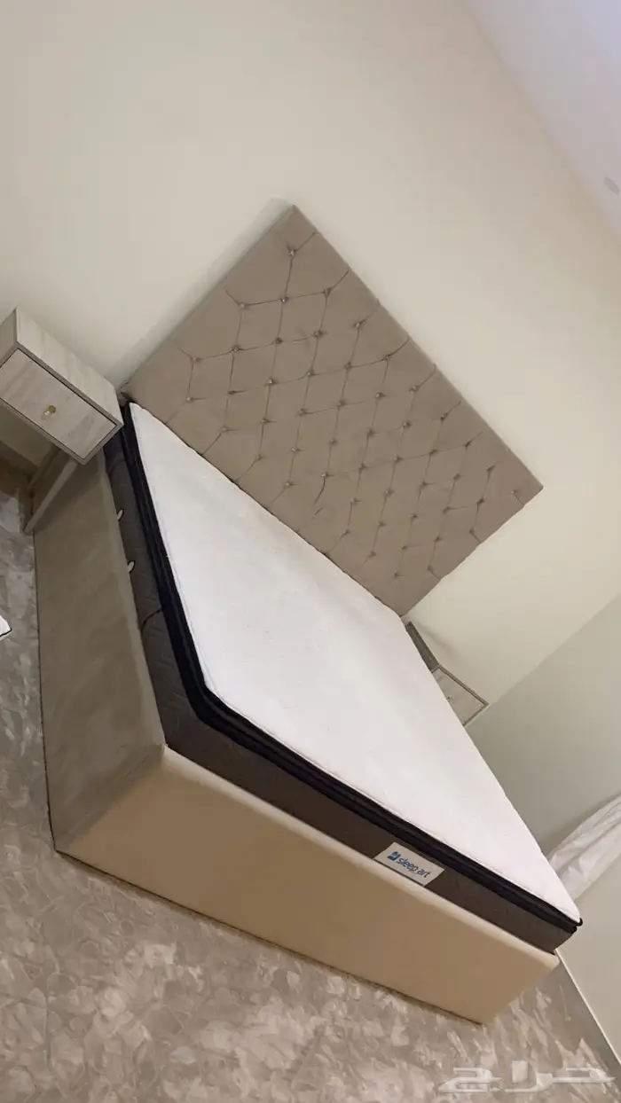 غرفة نوم 2 كمدينه وتسريحة 0