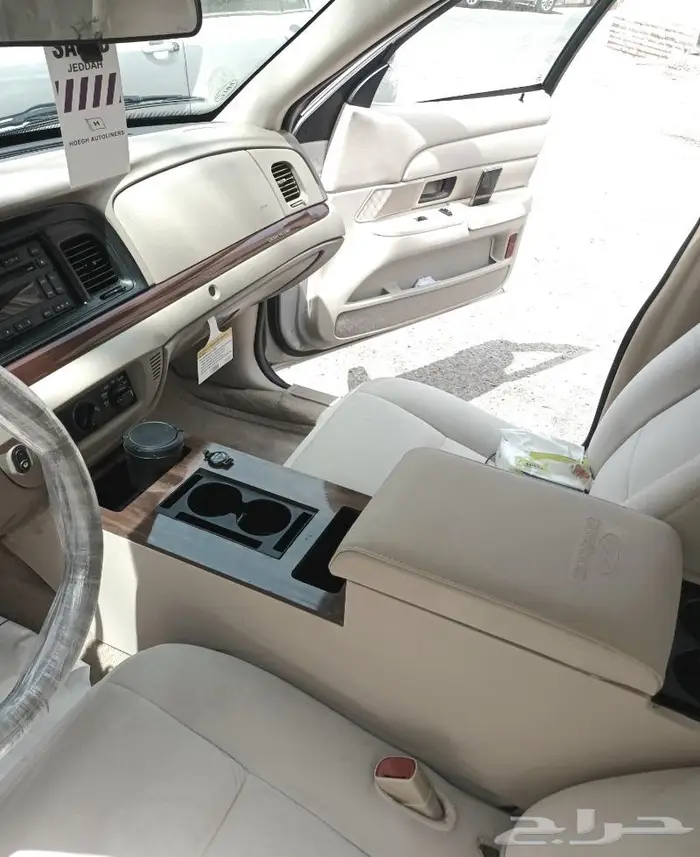 تكايات لنكون وفكتوريا وماركيز 60