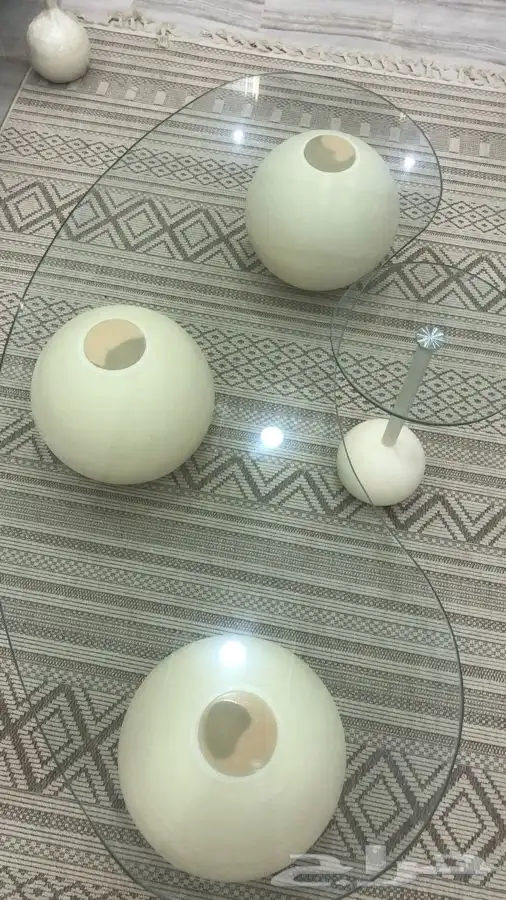 طاولات خدمة 8