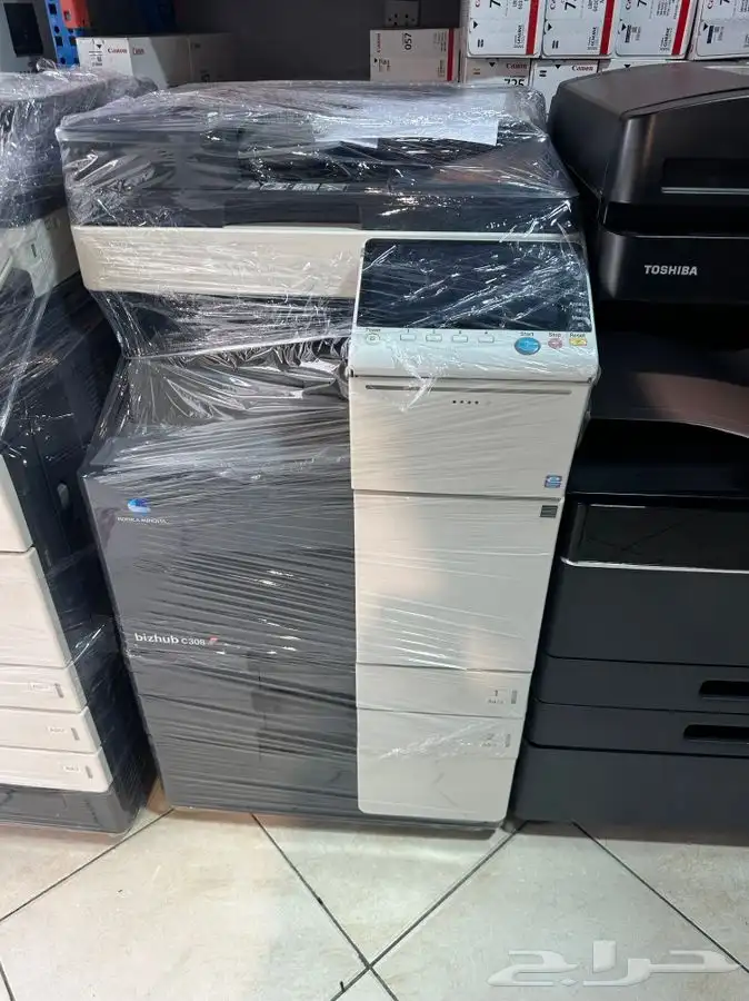 مكاين تصوير ملونة ابيض و اسود 3