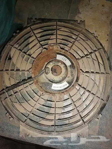 قطع غيار نيسان سيارة رياضيه وارد اليبان 54