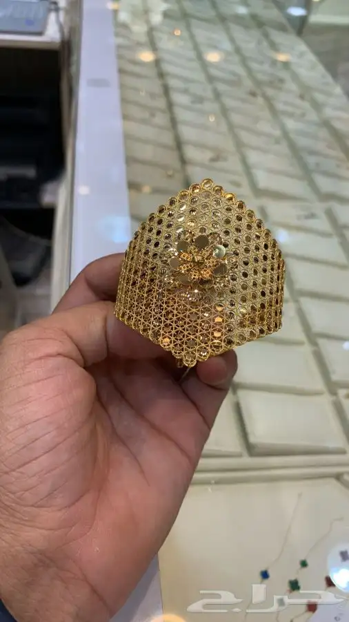 هدايا رجالية عطورات ساعات سلسال نسائية اسواره نوفرها لك 4