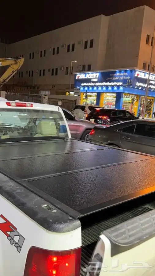غطاء حوض بيك اب جمس سييرا 2000-2023 3