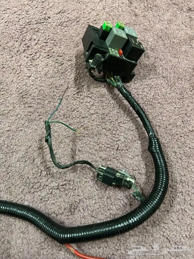 للبيع ضفيره مراوح GMC 2006 2