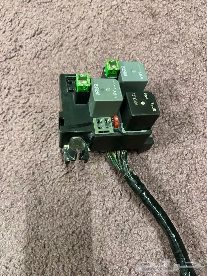 للبيع ضفيره مراوح GMC 2006 3