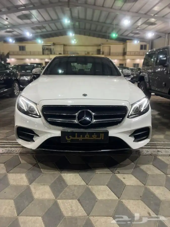 مرسيدس E300 2018 0