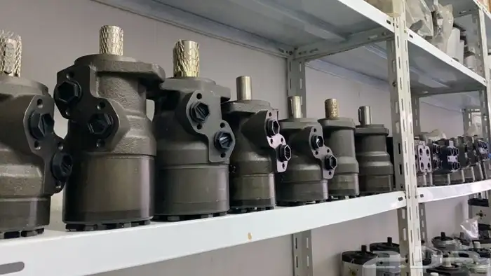 طرمبات و قطع غيار هيدروليك للبيع و صيانه 22