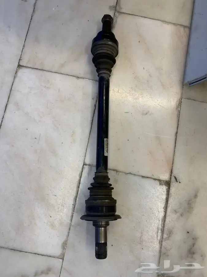 مقاعد بي ام و شاشات و فتحة تكيف خلفي ووجميع القطع 5