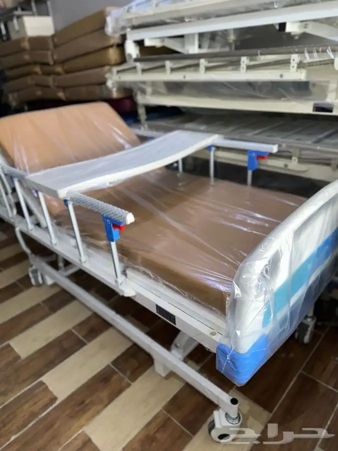 سرير طبي كهربائي جديد 0