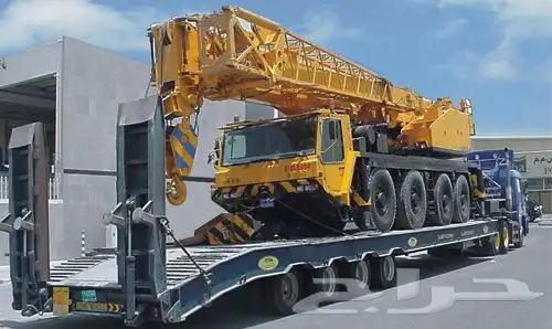 لوبد للإيجار لنقل المعدات ثقيلة و الكرفانات 1