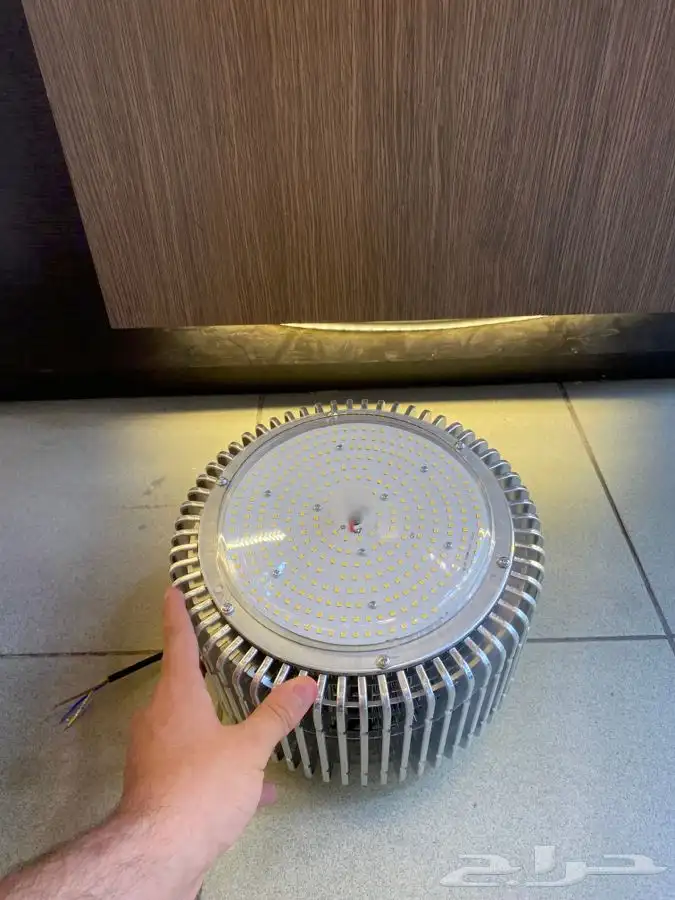 هناجر كشافات LED مستودعات ومعارض ومغاسل سيارات 1