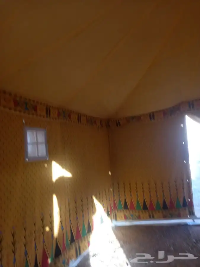 خيمة واجها شفاف لون ابيض ولون اسود 2