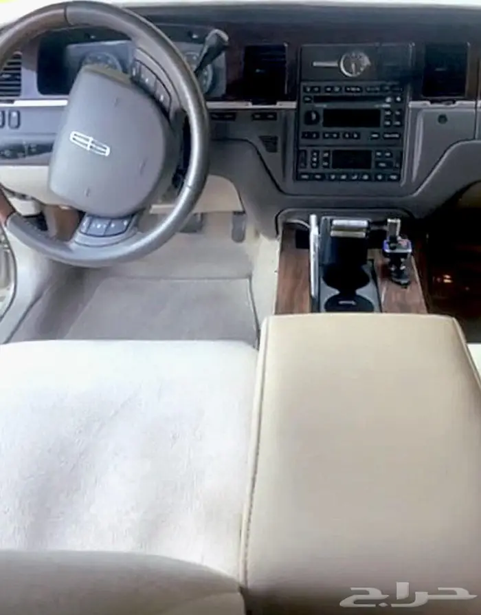 تكايات لينكون تاون كار وفورد فكتوريا وماركيز 63