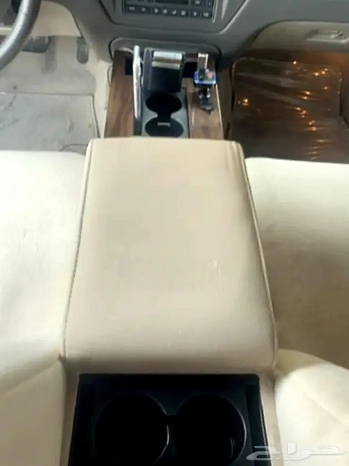 تكايات لينكون تاون كار وفورد فكتوريا وماركيز 64