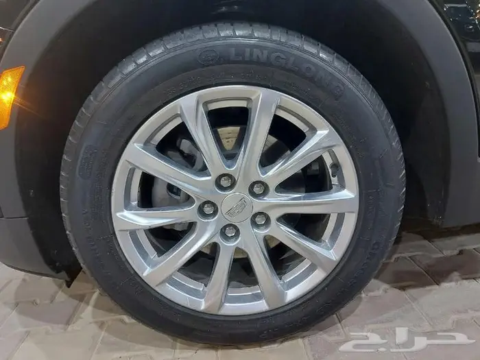 كاديلاك XT4 2020 3