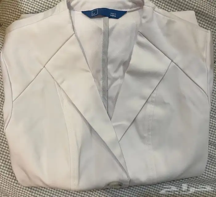 Medelita  Vera G. Slim Fit Labcoat لابكوت   معطف طبي 8