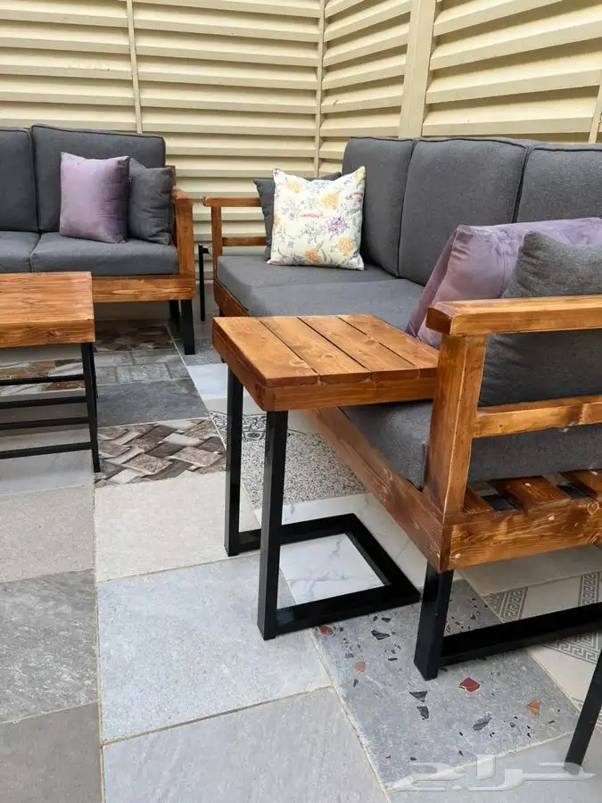 جلسات جلسة خارجية ارضية مودرن شاليه استراحة 13