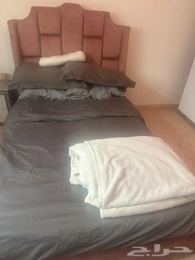 سرير 0