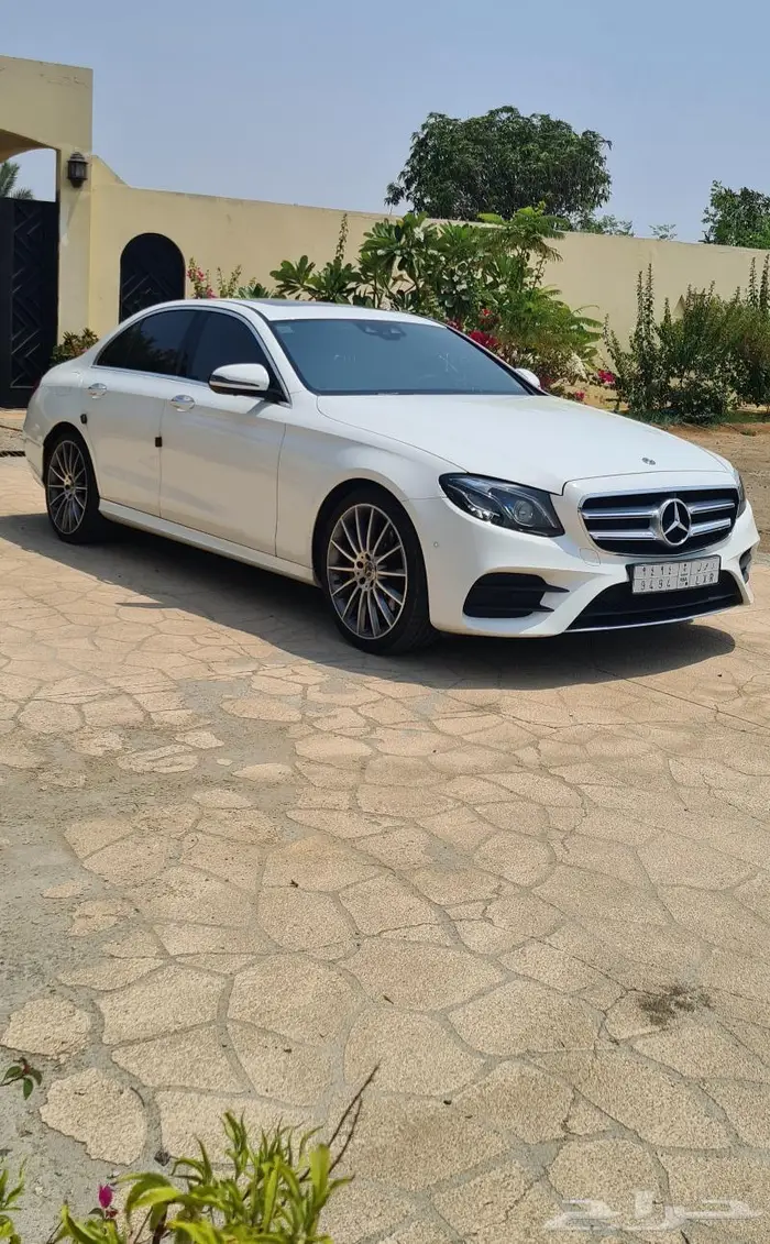 تم البيع E300 2018 AMG خاص 0