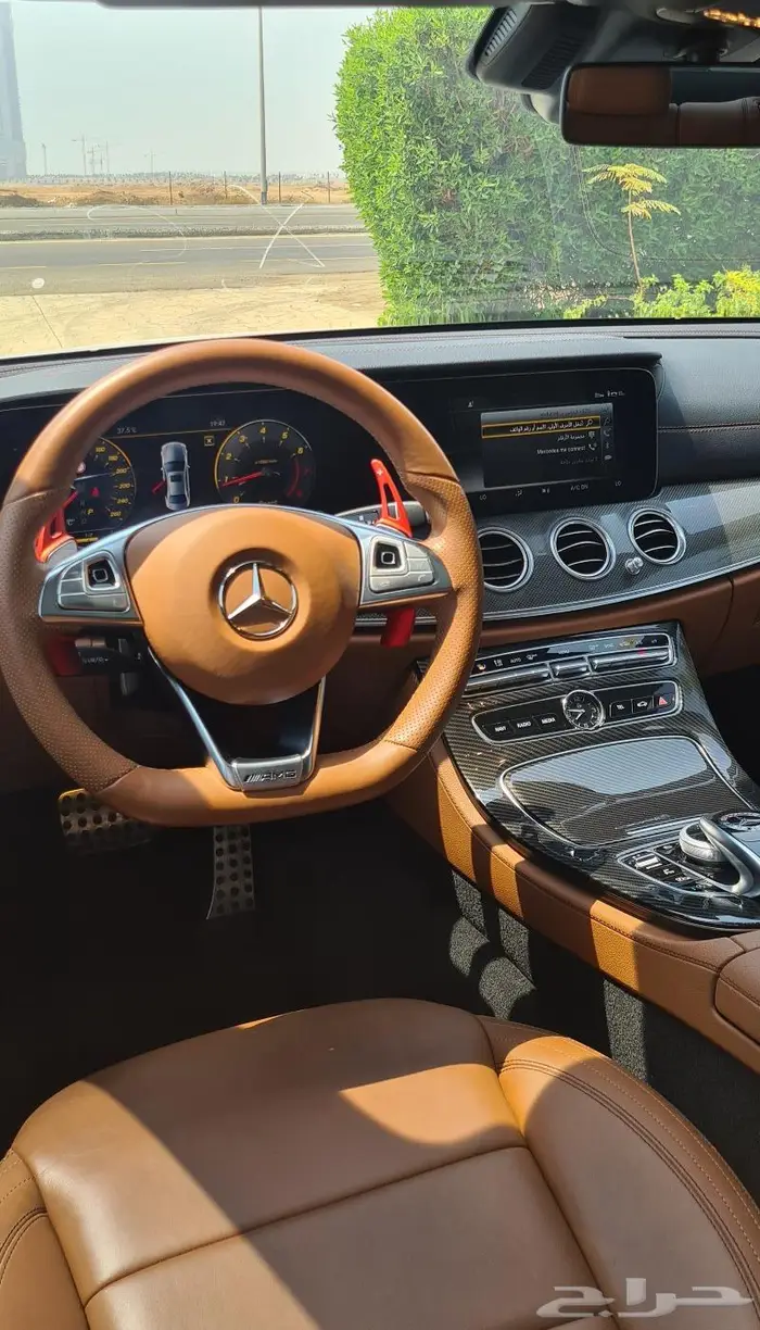 تم البيع E300 2018 AMG خاص 6