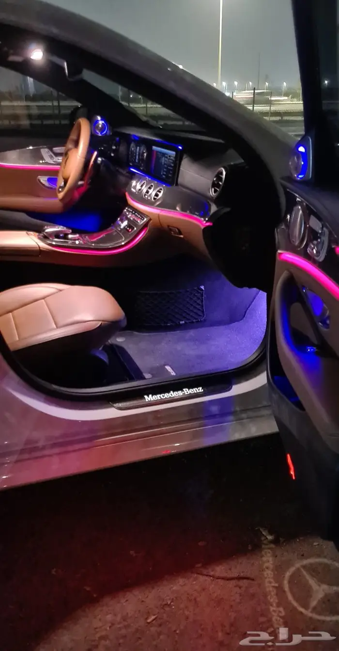 تم البيع E300 2018 AMG خاص 15