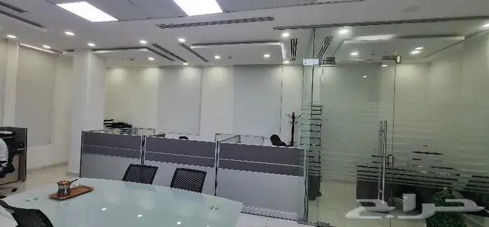 قواطع زجاج سكريت 12 ملي للمكاتب 11