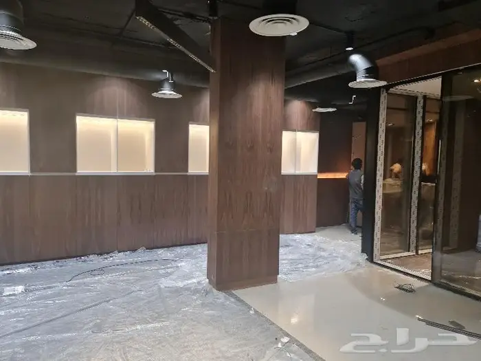 قواطع زجاج سكريت 12 ملي للمكاتب 1