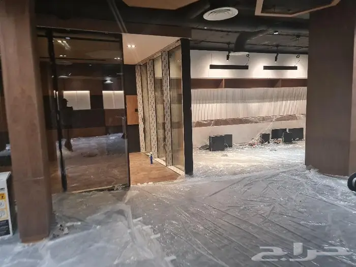 قواطع زجاج سكريت 12 ملي للمكاتب 17