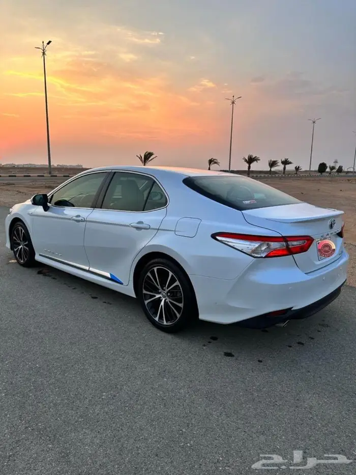 كامري هايبرد 2020 ماشيه قليل وكاله(تم البيع) 1