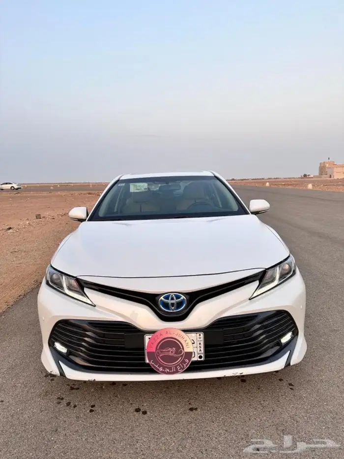كامري هايبرد 2020 ماشيه قليل وكاله(تم البيع) 3