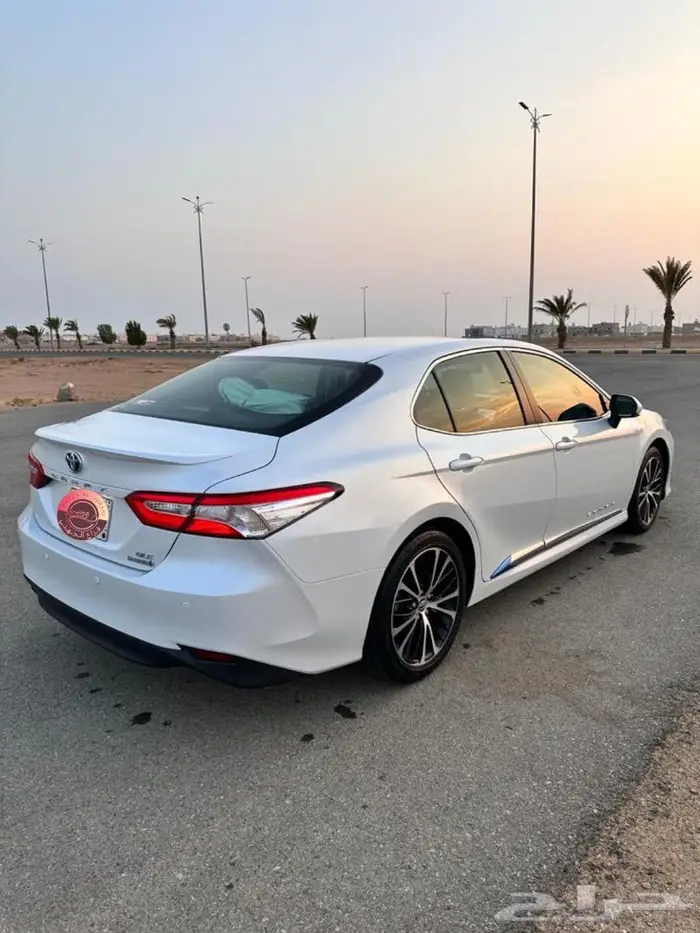 كامري هايبرد 2020 ماشيه قليل وكاله(تم البيع) 7