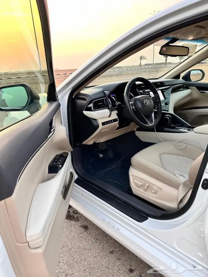 كامري هايبرد 2020 ماشيه قليل وكاله(تم البيع) 17