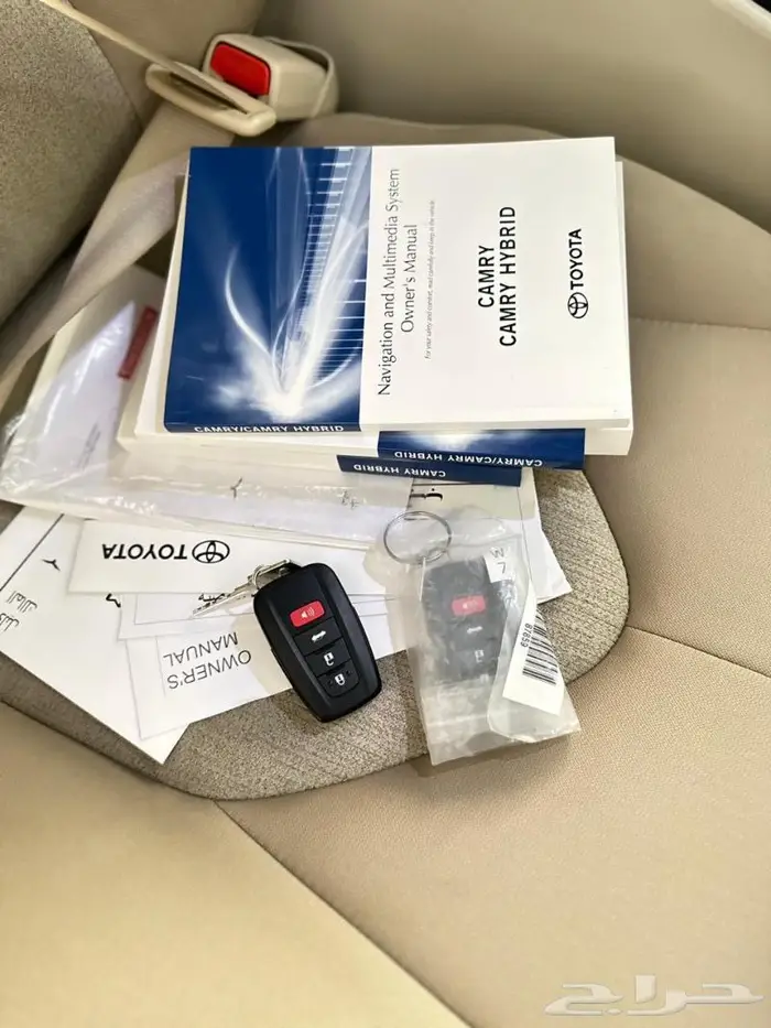 كامري هايبرد 2020 ماشيه قليل وكاله(تم البيع) 19