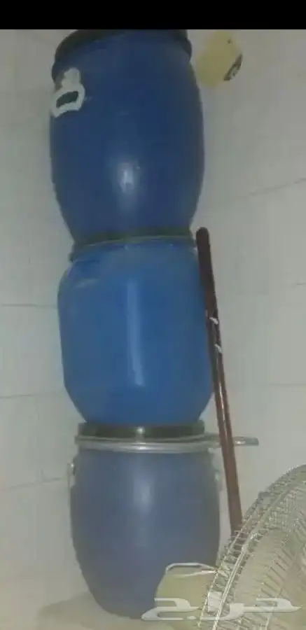 حافظات اطعمه جافه وثلج وعصيرات للبيع على السوم 1