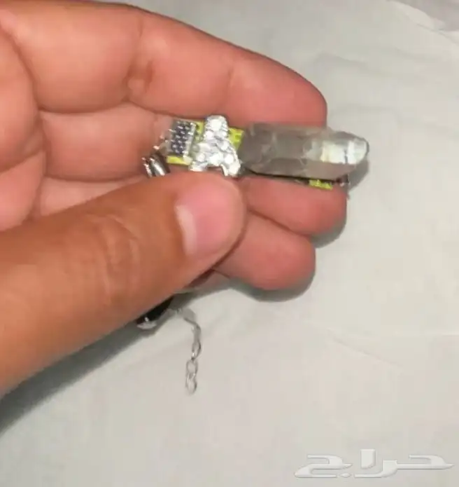 سوارة يد كوارتز خام سداسي طبيعي 1