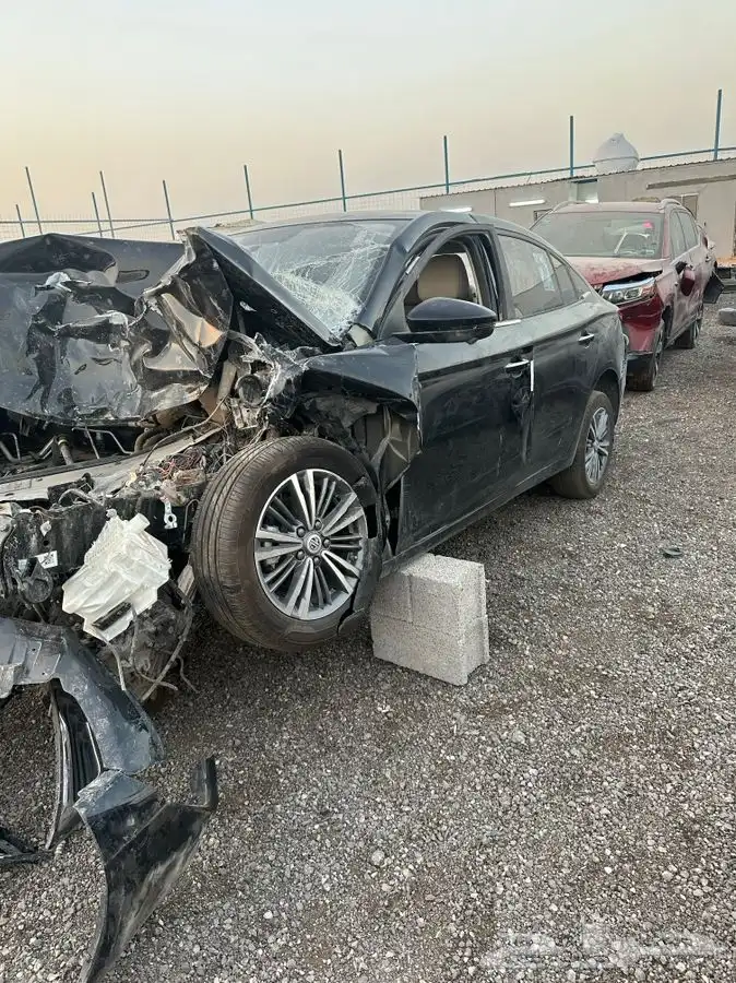 تشليح قطع غيار MG5موديل 2022 4