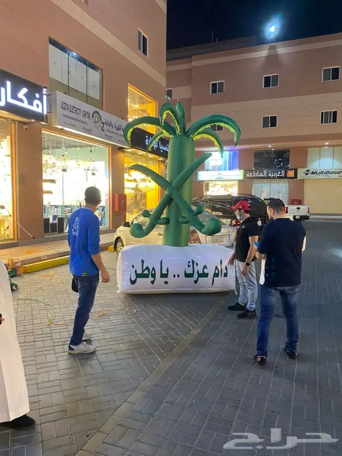 بيع وتأجير ليزر . بالونات .كل ما يخص افتتاح المحل و الحفلات 30
