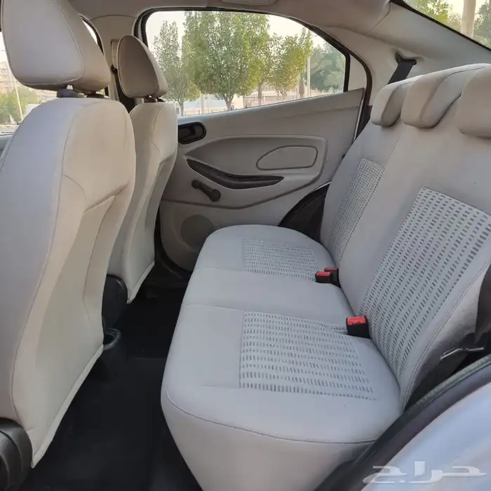 فورد فيجو 2017 (( تم البيع )) 8