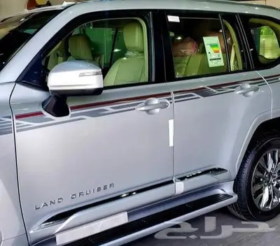اكسسوارات لاندكروزر 2022 - 2023 1