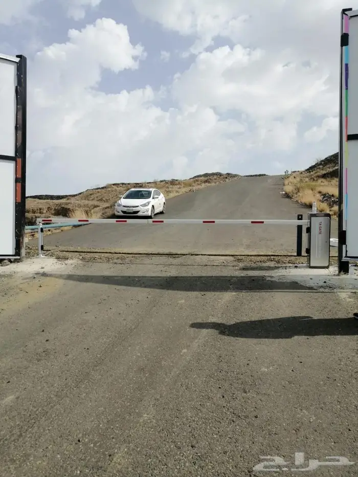 بوابة مرور سيارات وتحكم مرور 2