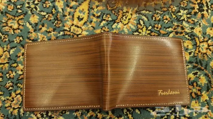 محفظة رجالي لبيع 0