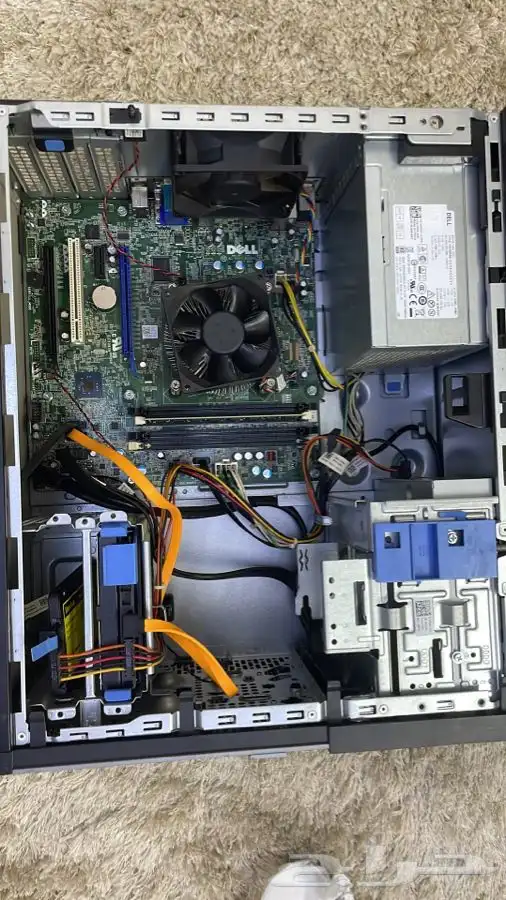 ديلDEEL i5 مع 8رام مع ssdمع الشاشة والواي فاي وجميع الاغراض 8