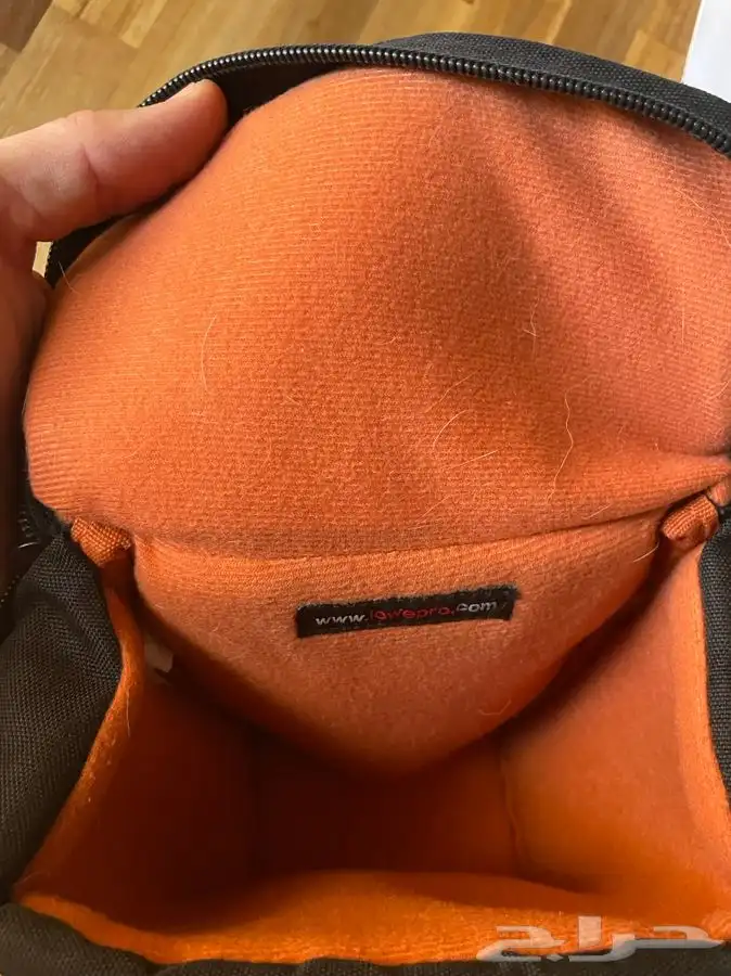 شنطة كاميرا احترافية Lowepro المطلوب 25 ريال 6