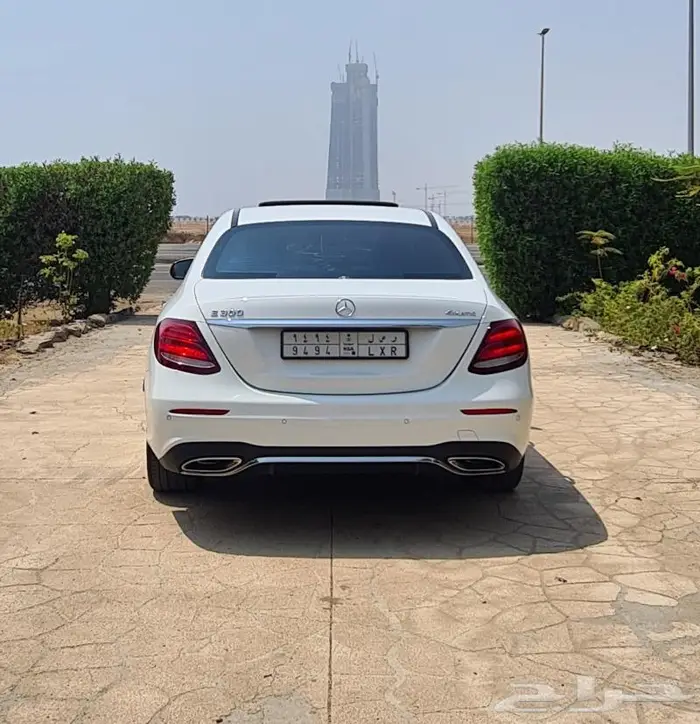 تم البيع E300 AMG 2018 4