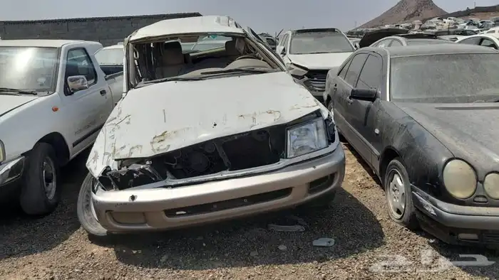 جيب VXR. 2000 بيع قطع 10