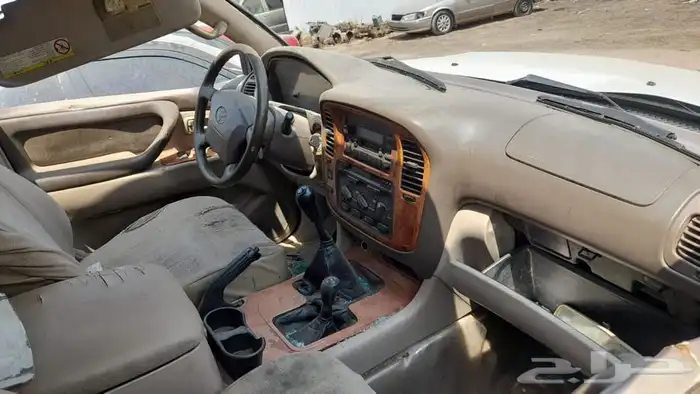 جيب VXR. 2000 بيع قطع 4