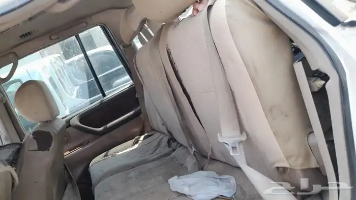 جيب VXR. 2000 بيع قطع 9