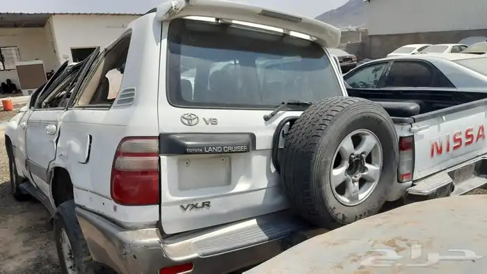 جيب VXR. 2000 بيع قطع 7